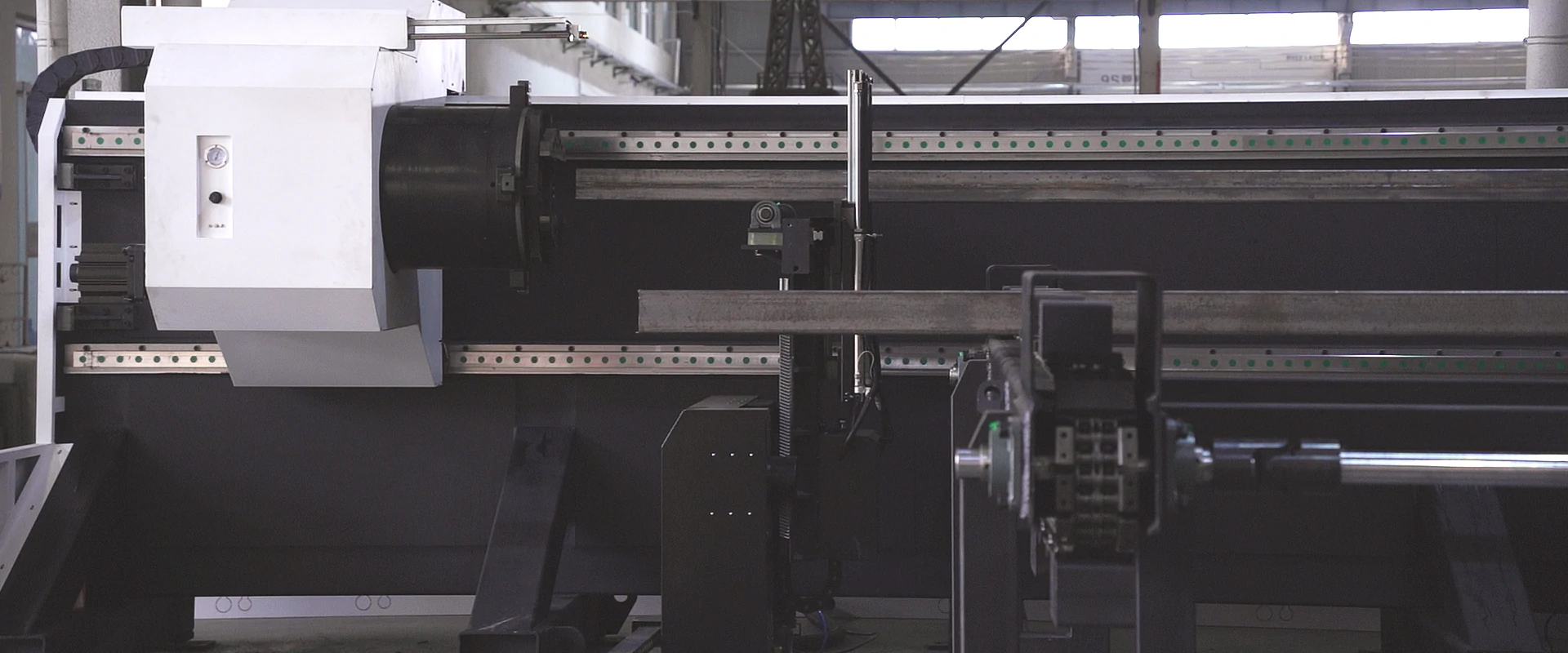 La lista di controllo definitiva per la manutenzione della tua macchina per il taglio laser di tubi (2).webp