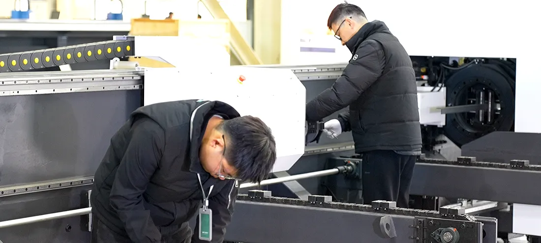 Come mantenere una macchina per il taglio laser - aorelaser (3).webp